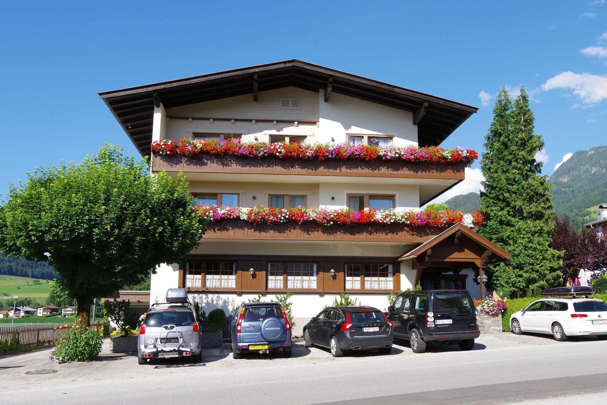 Angerer Alpine Suiten und Familienappartements Tirol Reith im Alpbachtal Exterior foto
